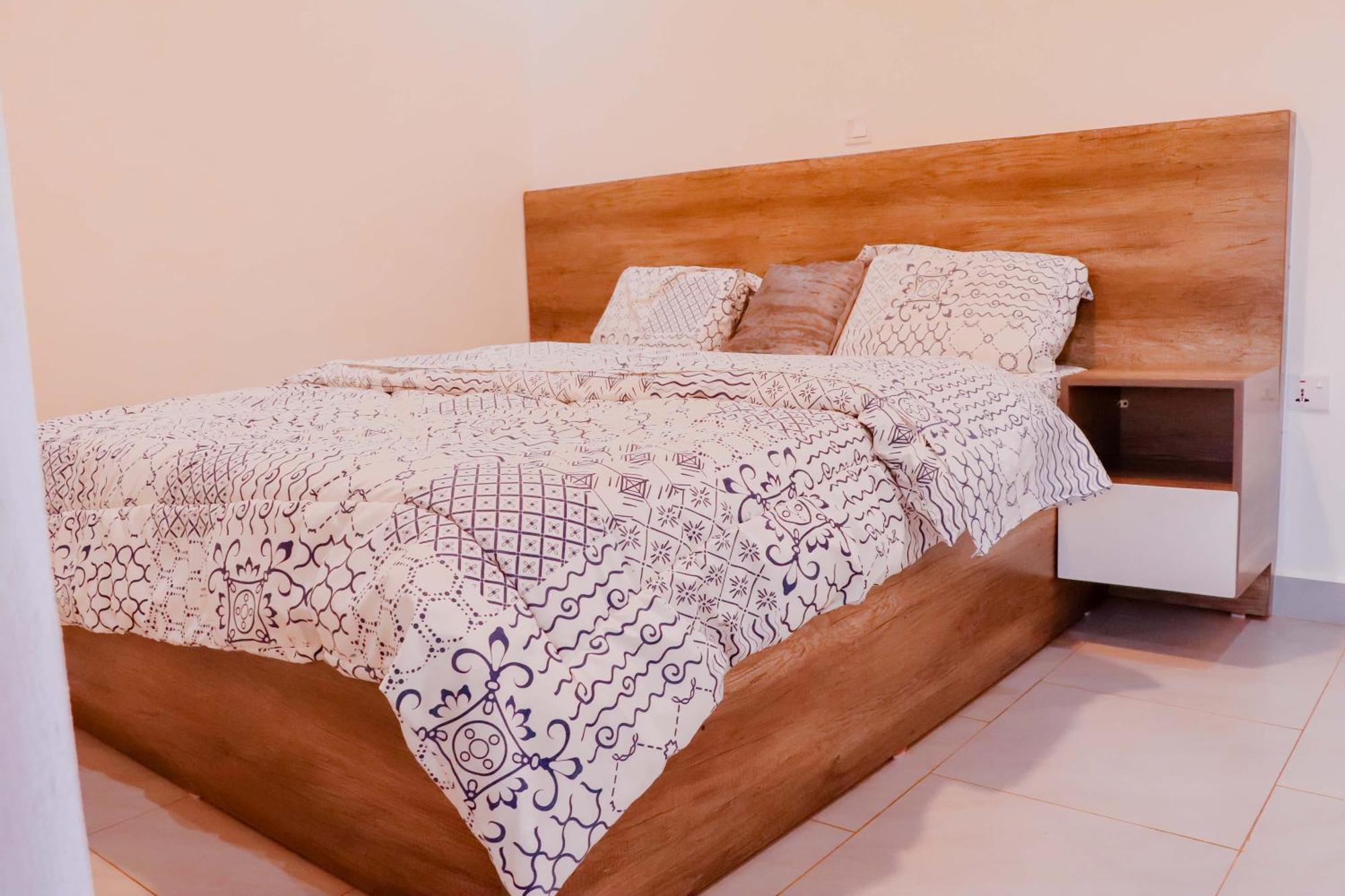 The Vacation Homes Villa Κιγκάλι Εξωτερικό φωτογραφία